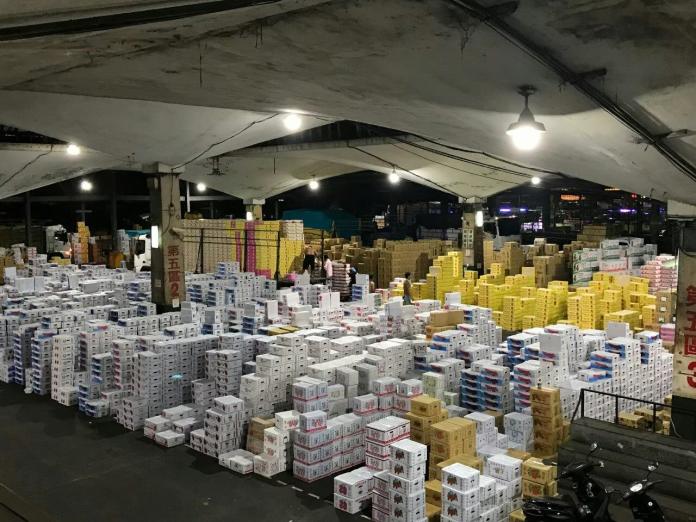 供貨量大增200噸！　北市颱風前夕菜價平穩下跌近2元
