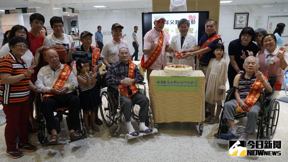 ▲父親節留下難忘的喜悅，院方已達「視病猶親」之境界。（圖／記者蘇榮泉攝，2019.08.08）