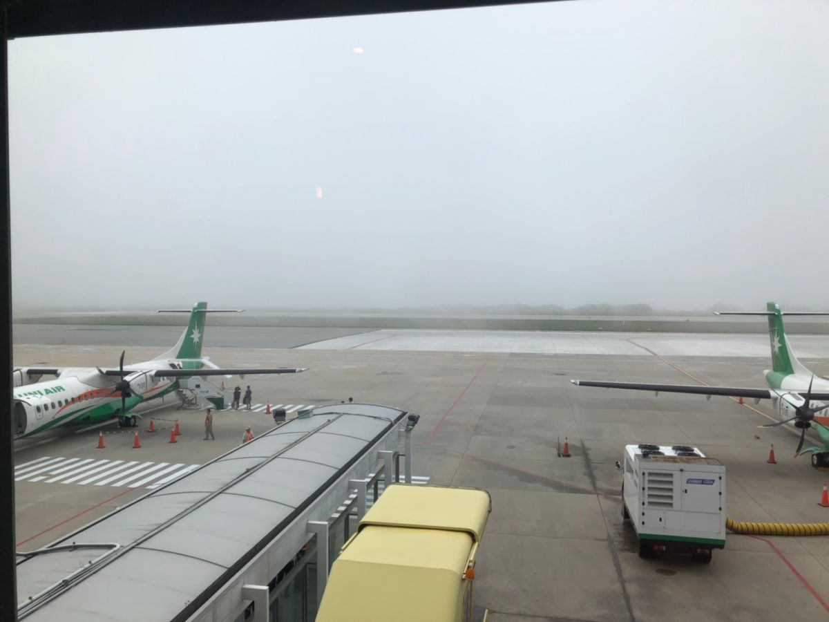 ▲利奇馬颱風侵襲，台金航線受到影響，多個航班取消。（圖／蔡若喬攝, 2019.08.08）