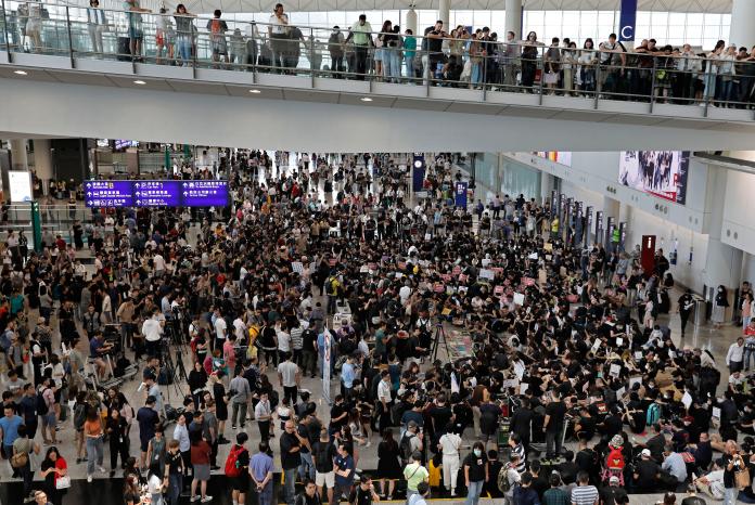 ▲香港機場 7 月 26 日才有民眾舉行「和你飛」集會。資料照。（圖／美聯社／達志影像）