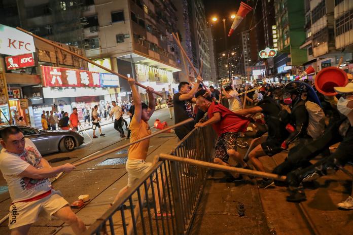 ▲黑道是否介入香港示威，是近期反送中風暴的另一個關注焦點。（圖／美聯社／達志影像）