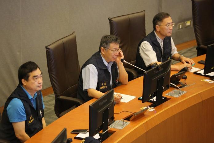 台北市長柯文哲9日面對風雨比預期小的狀況下表示「算是多放了一天颱風假」。（圖 / 台北市政府提供）