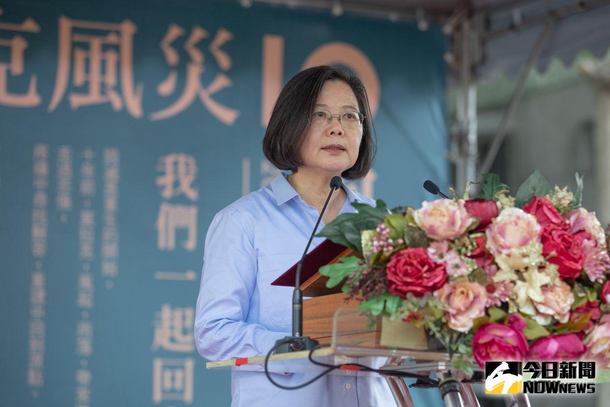 路透社報導指出，台灣有至少五家媒體被中國大陸收買，做為他們宣傳新聞工具。對此，總統蔡英文10日受訪時表示，這則報導某種程度，證實這些憂慮並不是空穴來風。（圖／總統府提供）