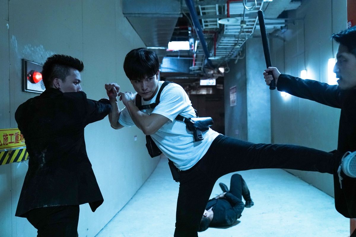 ▲《第九分局》一個打八個拳拳到肉，邱澤幽默自嘲「只剩最後一條血！」（圖／甲上娛樂）