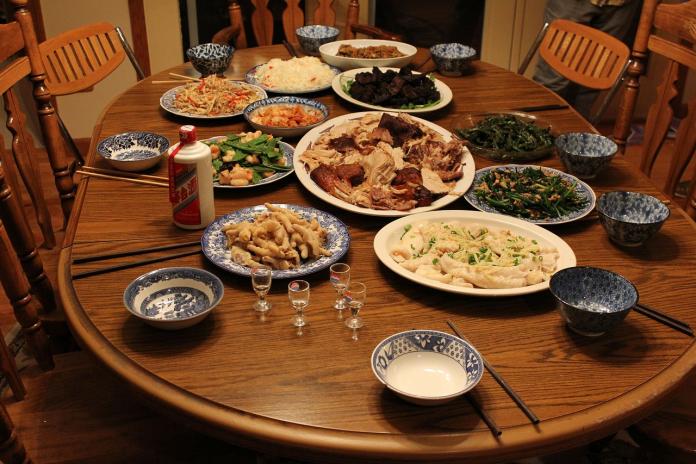 ▲熱炒是台灣很常見的平民小吃，就有網友好奇詢問「最懷念熱炒的哪道菜？」而引來許多老饕曝光心目中的熱愛神菜。（示意圖／翻攝Pixabay ）