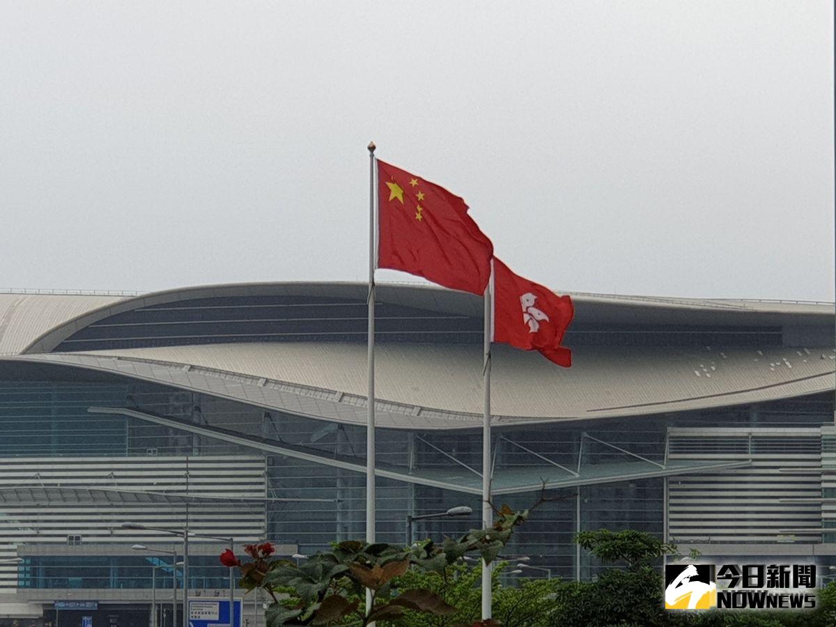 ▲香港反送中活動越演越烈，外界憂心香港做為頂尖的亞洲金融中心地位已逐漸鬆動。（圖／NOWnews資料照片）