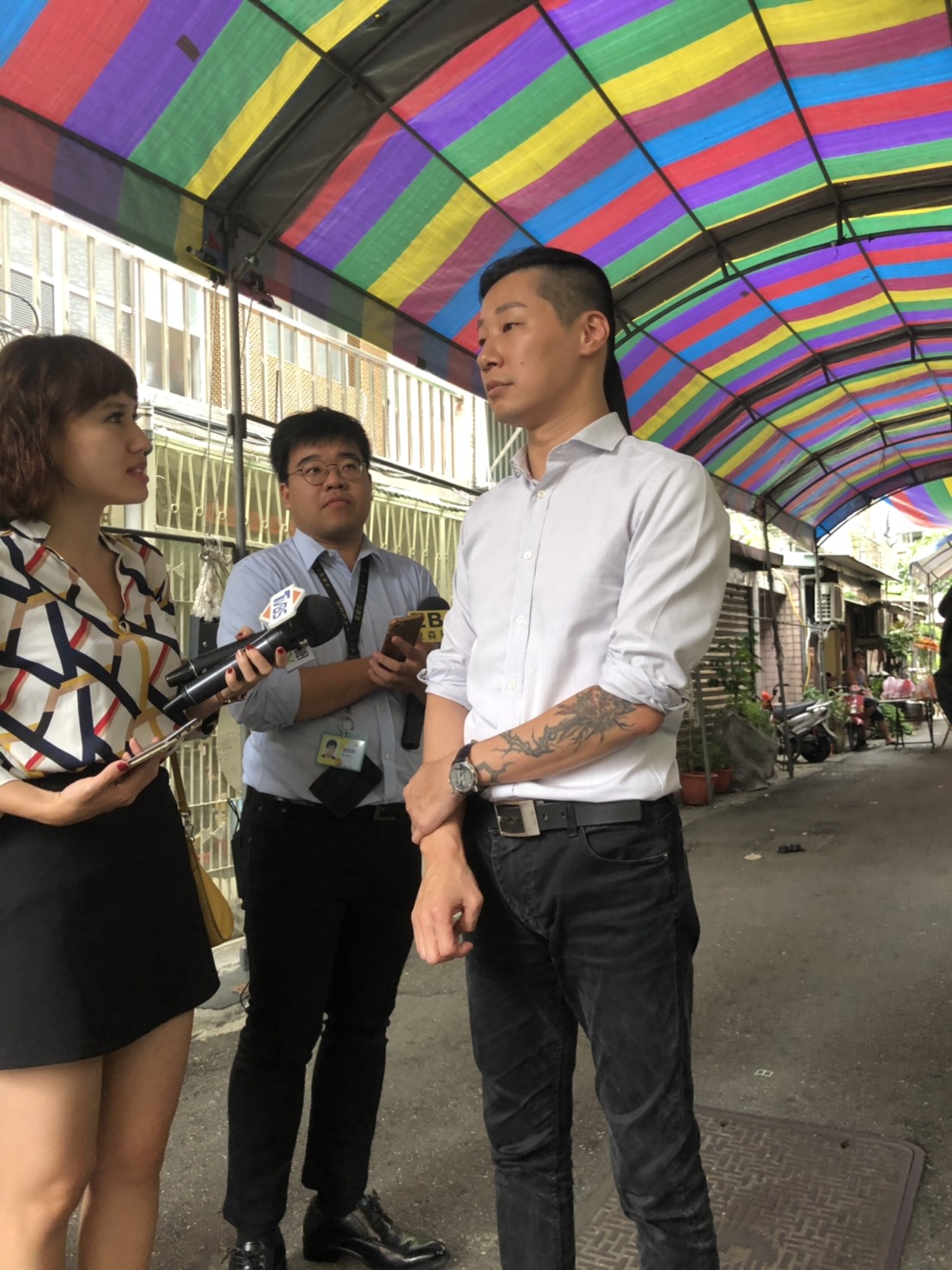 邱顯智辭去黨主席後，媒體問林昶佐，是否考慮回黨幫忙，林則說，退黨後他已經找回節奏，目前就戰鬥位置，委婉地否認會回歸。 (圖/記者吳承翰攝)