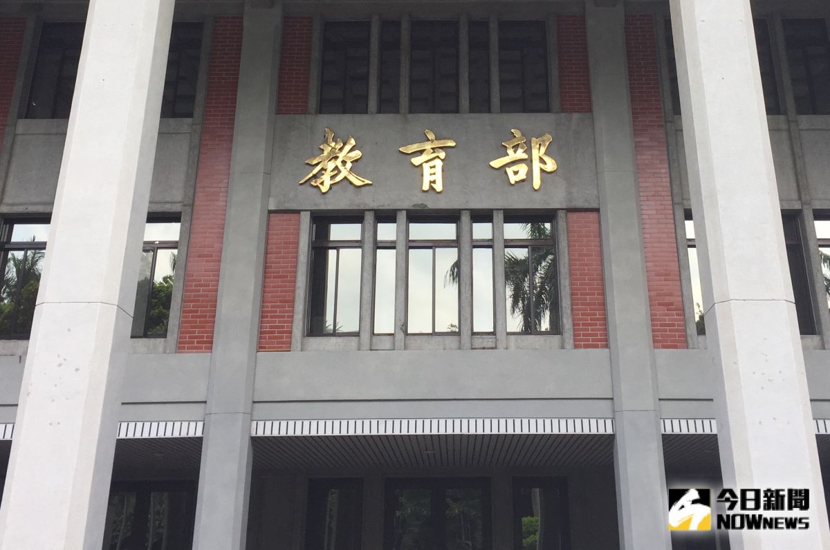 ▲日前有家長自曝幫女兒代筆備審自傳，教育部經調查後發現家長所言不實。（圖／記者黃仁杰攝 , 2019.08.12）