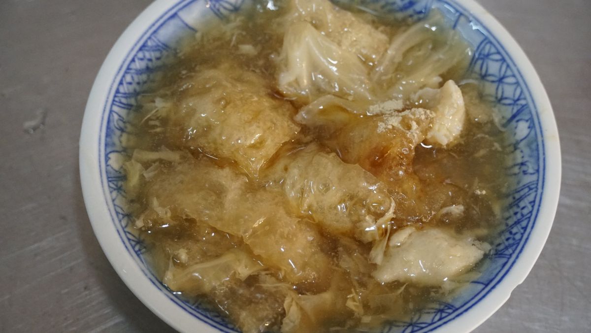 ▲假魚肚羹是北港特有的美食。（圖／記者蘇榮泉攝，2019.08.12）