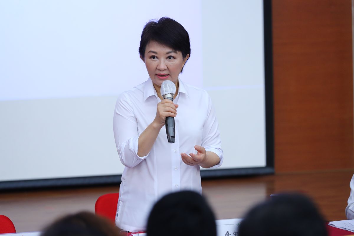 ▲中市府行動市政會議前往太平區舉行，市長盧秀燕宣布今年跨年晚會副場將首度移師太平體育場。 (圖／柳榮俊攝2019.8.13)