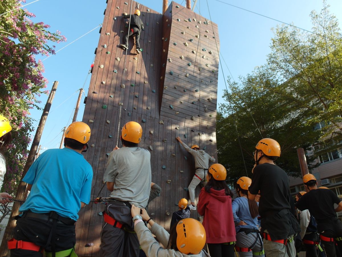 ▲科平科大除了專業訓練外，特別注重品格教育與語文能力培養，形塑學生自信風采。（圖／修平科大提供）