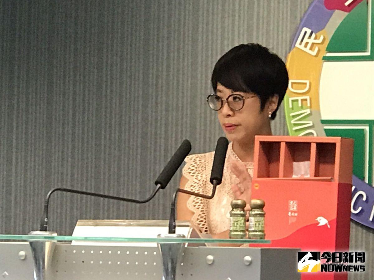 民進黨14日召開中常會，會中通過21日召開中執會。民進黨發言人李晏榕會後透露，21日中執會將處理大部分的艱困選區，最艱困選區則留待第二次中執會處理。（圖／記者林人芳攝，2019,08,14)