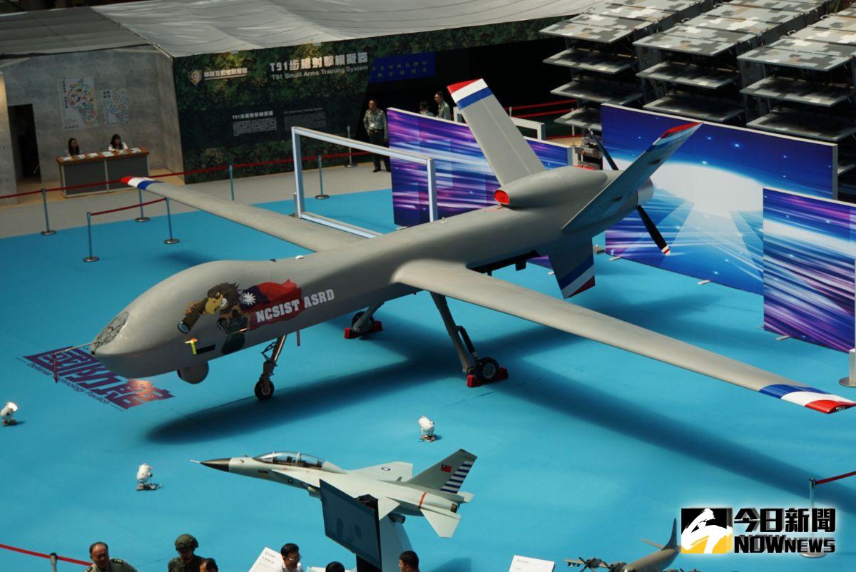 ▲2019台北國際航太暨國防工業展，中科院航太所展出第二代騰雲無人機。（圖／記者呂炯昌攝, 2019.8.14）