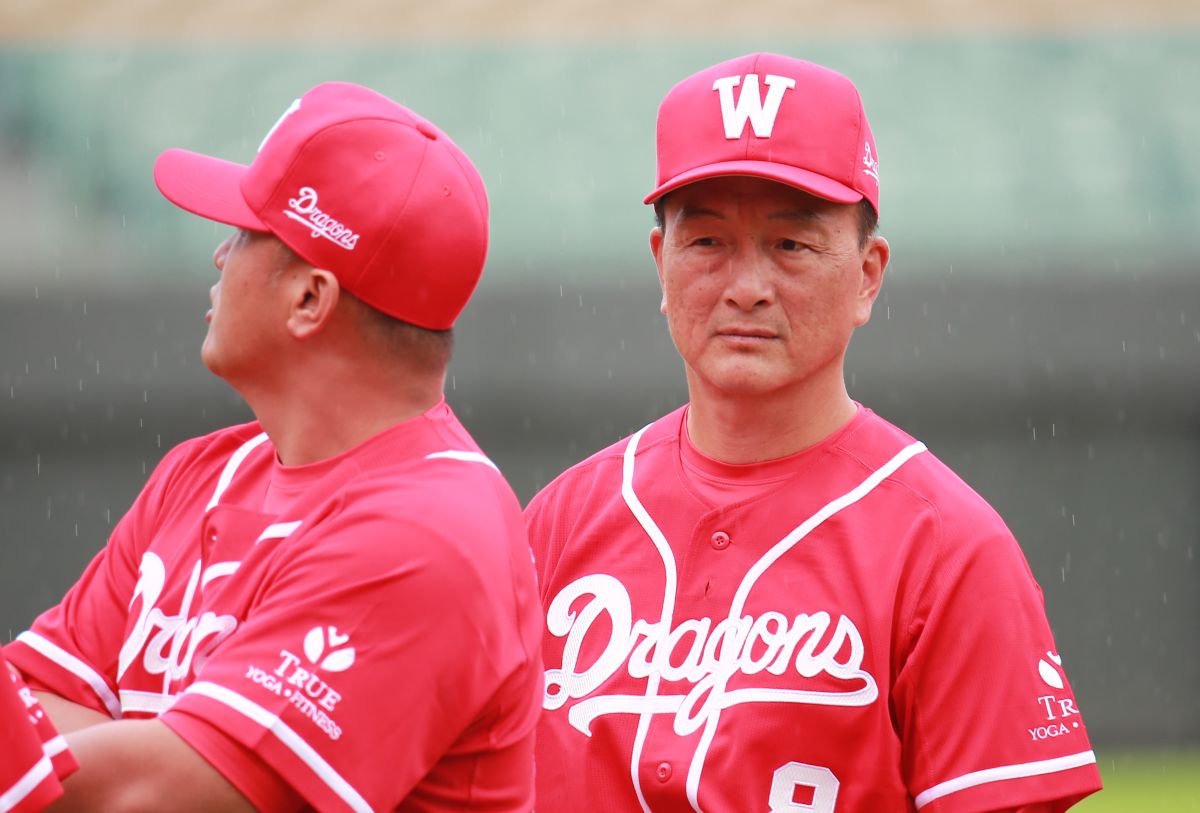 ▲味全龍教練黃煚隆出席味全龍開訓典禮。（圖／記者葉政勳攝 , 2019.08.17）