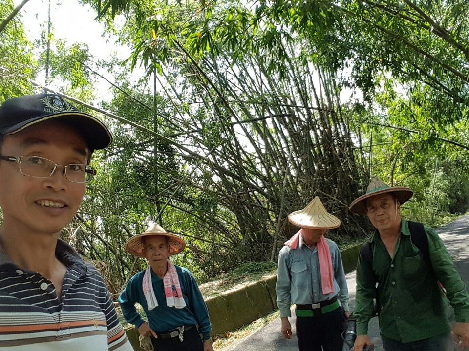 ▲陳永和（左一）批為黨不為人民的參選考量，「大可不必把戶籍遷來台南」。（圖/翻攝陳永和臉書）