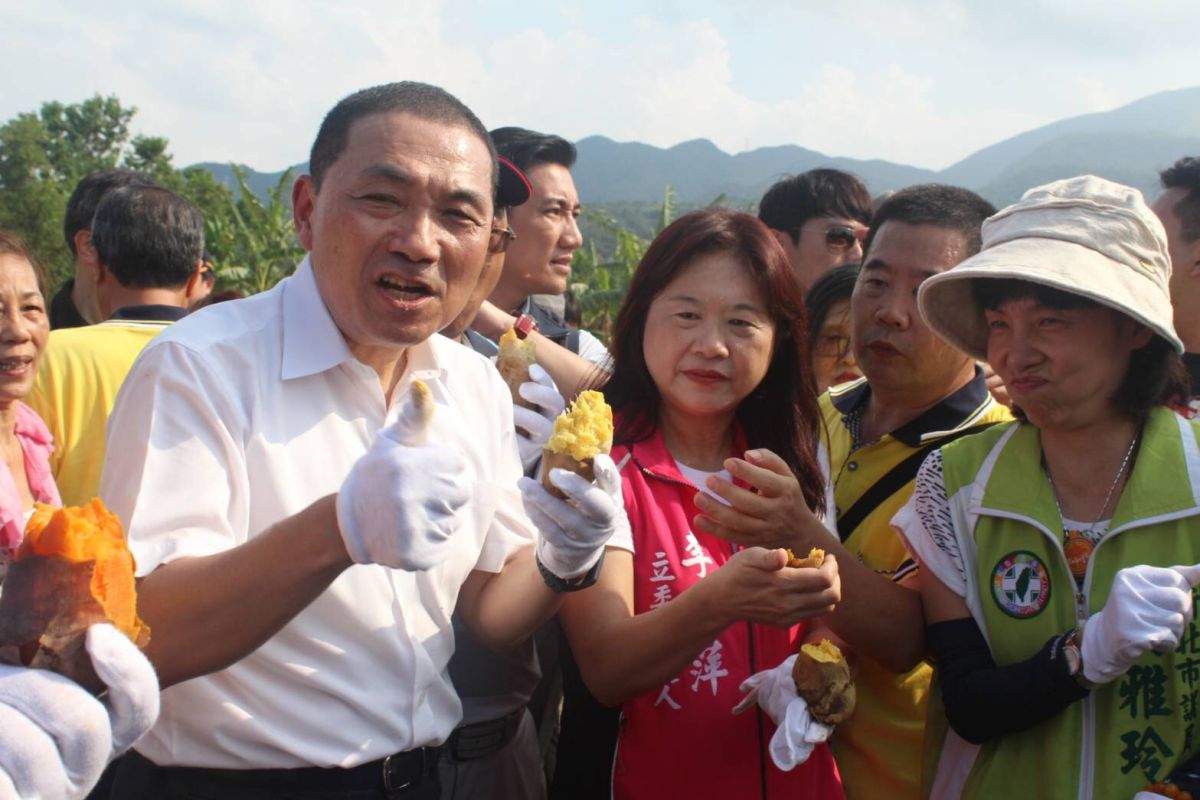 ▲新北2歲男童恩恩不幸染疫身亡，新北市長侯友宜甩鍋中央引發論戰。（圖／資料照）