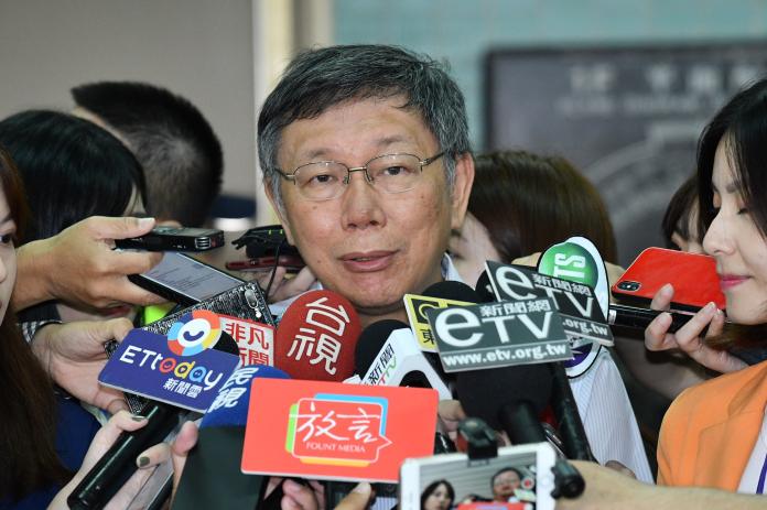 ▲針對黃國昌致歉，台北市長柯文哲稱讚他「身段柔軟、反應迅速」。（圖／記者林柏年攝, 2019.8.18）