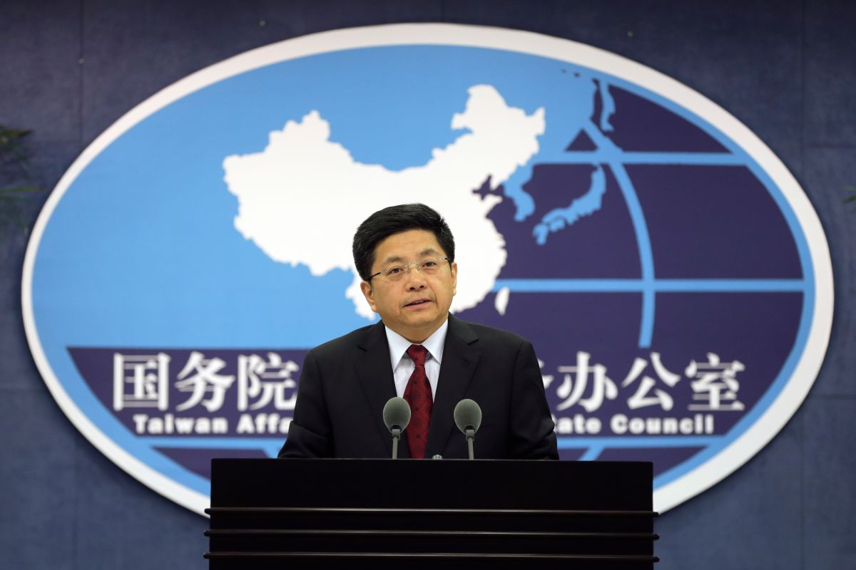 ▲中國國台辦發言人馬曉光回應兩岸直航點開放之事，強調和平交流是兩岸同胞共同心聲。資料照。（圖／美聯社／達志影像）