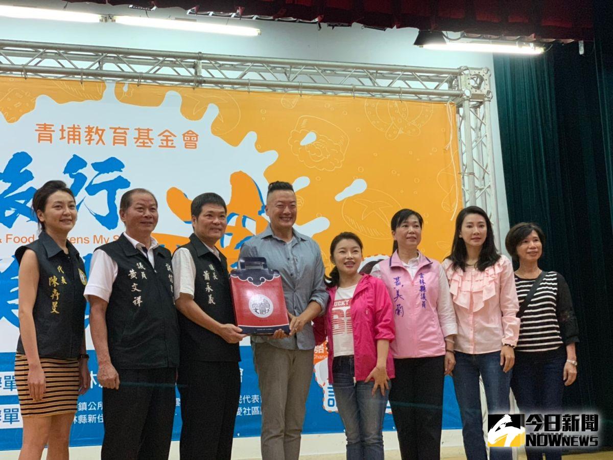 ▲青埔教育基金會邀請公益旅行家褚士瑩，分享他的旅行魂。（圖／記者洪佳伶攝，2019.08.20）