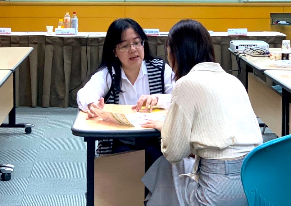 ▲職場潛規則橫行，讓上班族在工作時無一繃緊神經，人力銀行今（20）日公布上班族求職陷阱與就業困境調查，職場歧視、薪資不透明都是一大問題。（圖／人力銀行提供）