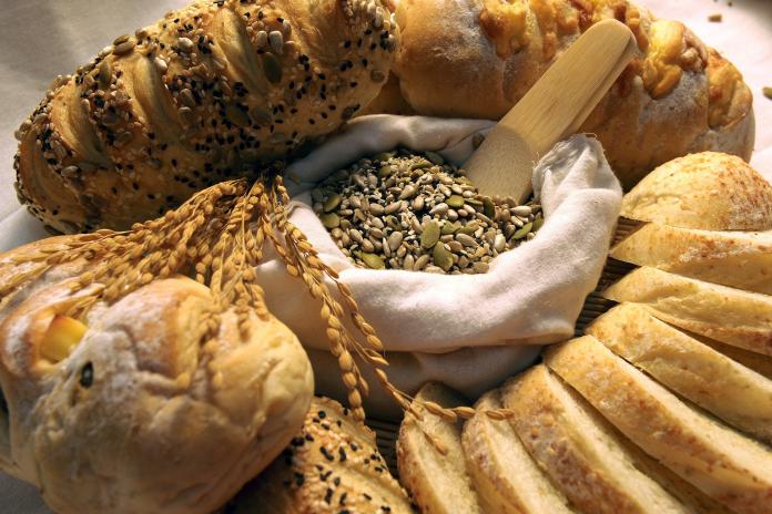 ▲婦人因常吃麵包、餅乾導致膽固醇變高。（圖／擷取自pixabay）