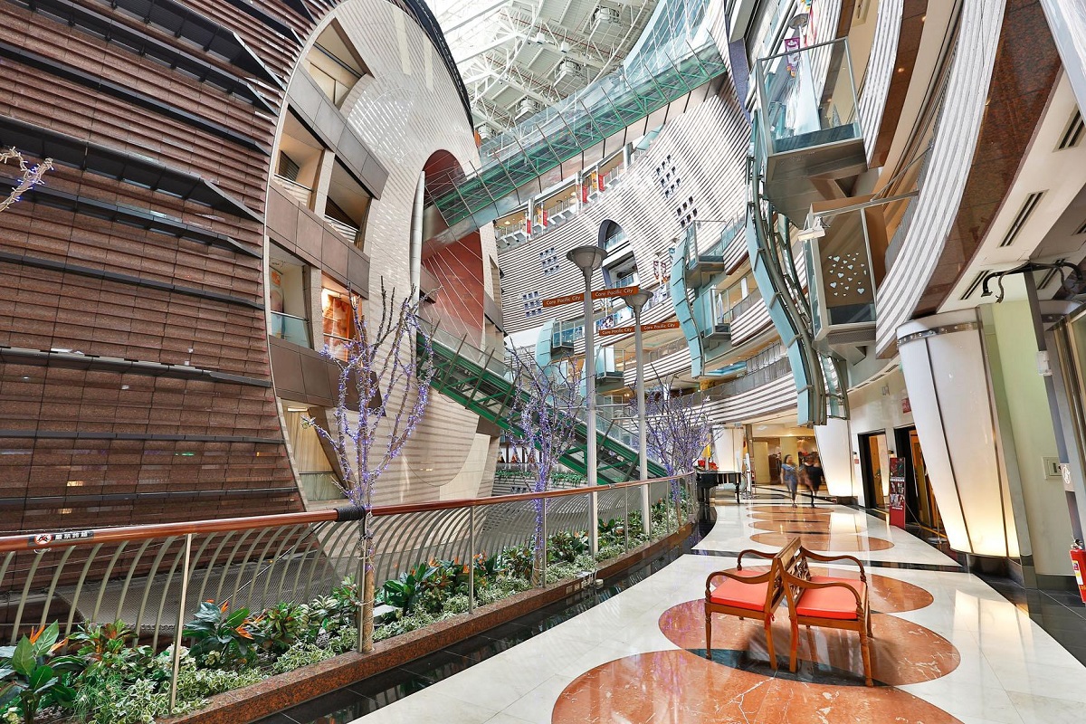 ▲京華城為何會沒落？消費者點出 4 大「邊緣化」關鍵。（圖／取自京華城臉書）