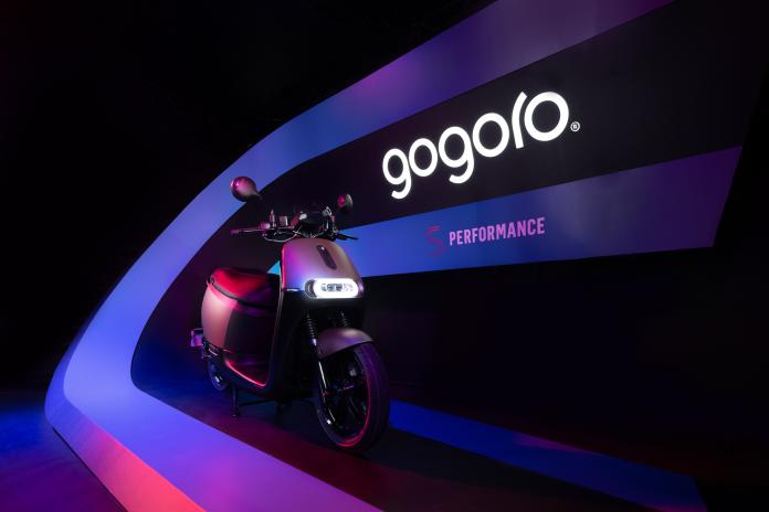▲Gogoro S2 ABS除了裝載ABS防鎖死煞車系統外，輪胎改為MAXXIS的獨家性能胎。（圖／Gogoro 提供）