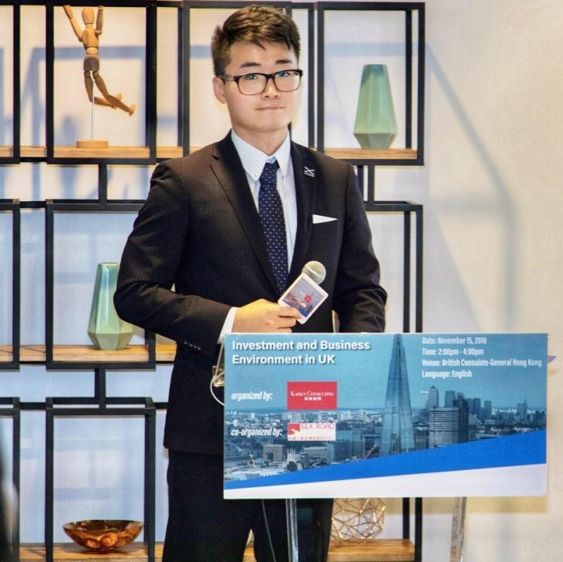 ▲英國駐港職員鄭文傑從深圳出差後人間蒸發，隨後大陸官媒稱他是因㜤妓被捕。（圖／截自臉書）