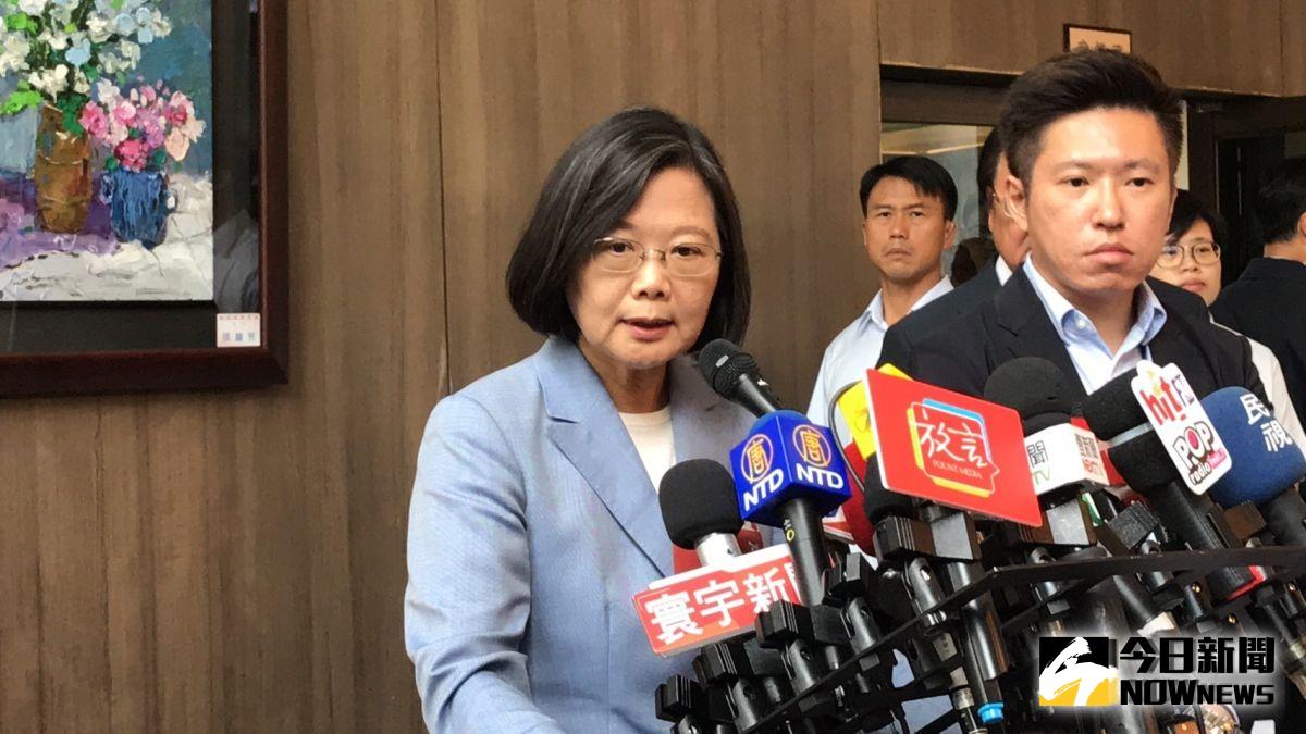 高雄市長韓國瑜昨日拋出要重啟核四，總統蔡英文22日受訪時表示，如果韓國瑜要重啟核四，那麼他先要回答核廢料要怎麼處理？ （圖／記者林人芳攝,2019,08,22)