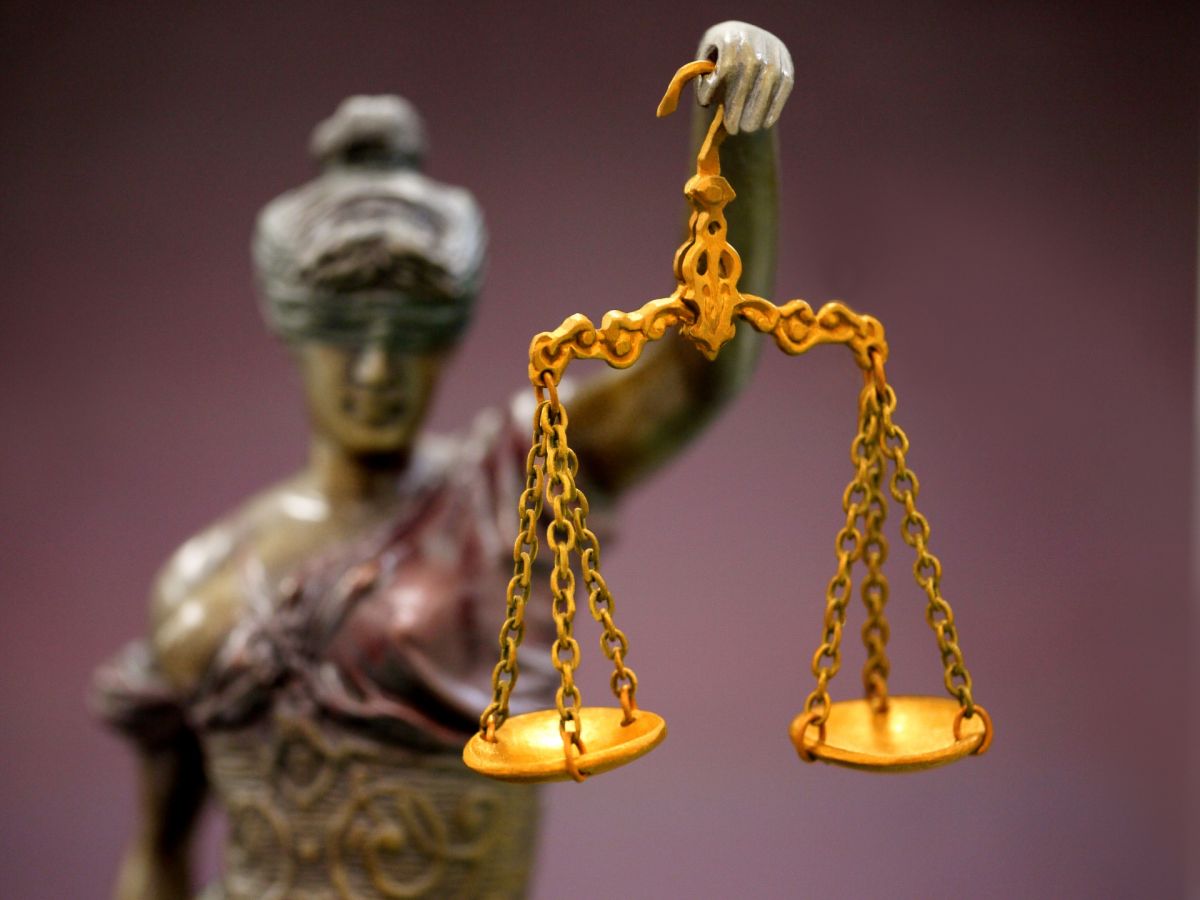 ▲台灣制定能源政策時，必然面對的衝突，就是要選擇必然的空汙與可能的核災。（圖／摘自photoAC）