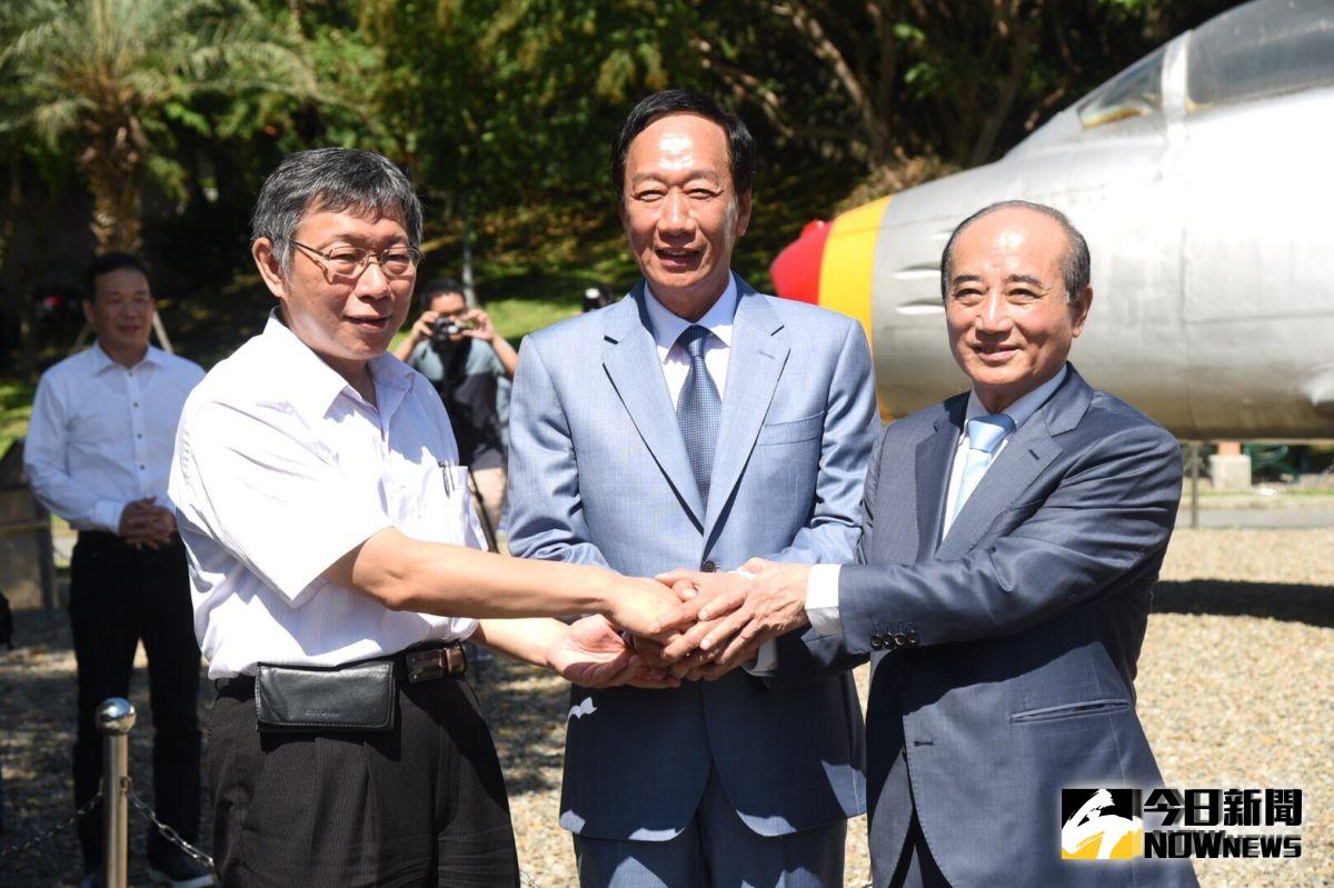 823這天，郭柯王終於會面！引發討論的是，郭台銘和之前比起來，看起來似乎年輕許多。（圖／NOWnews影像中心）