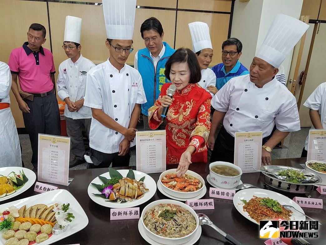 ▲宜蘭縣長林姿妙介紹媽祖福宴特色料理。（圖／記者李清貴攝,2019.08.23)