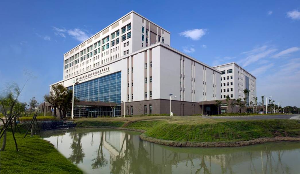 ▲白鹿颱風來襲，台南市24日停班課，安南醫院正常門診。（圖／記者陳聖璋翻攝）