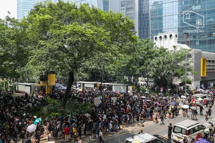 ▲香港觀塘區反對修訂《逃犯條例》遊行24日下午舉行。（圖／翻攝立場新聞）