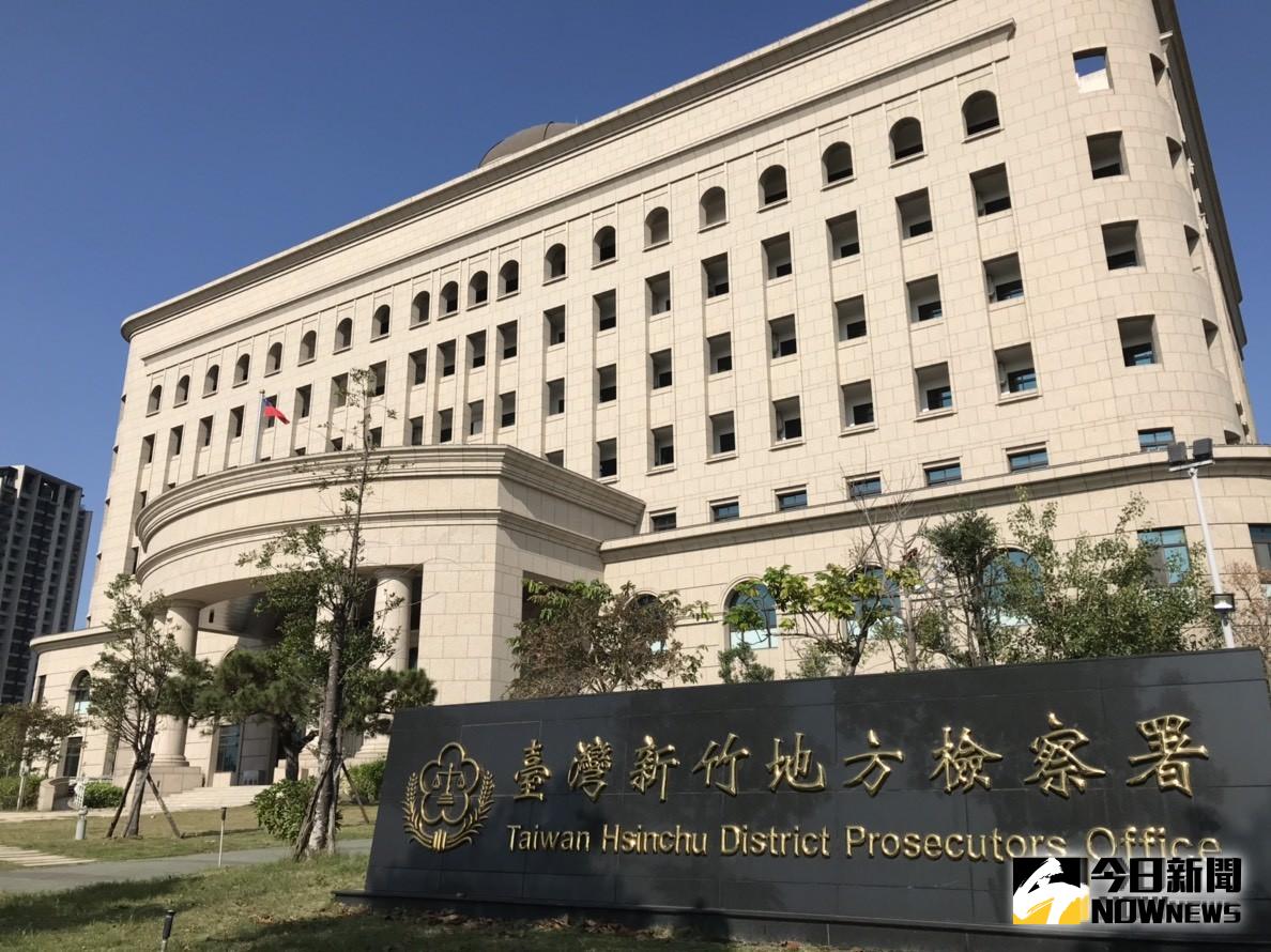 ▲婦人發現閨蜜與老公偷情車震，率２個女兒捉姦，1男4女打成一團，彼此提告。（圖／資料照片）