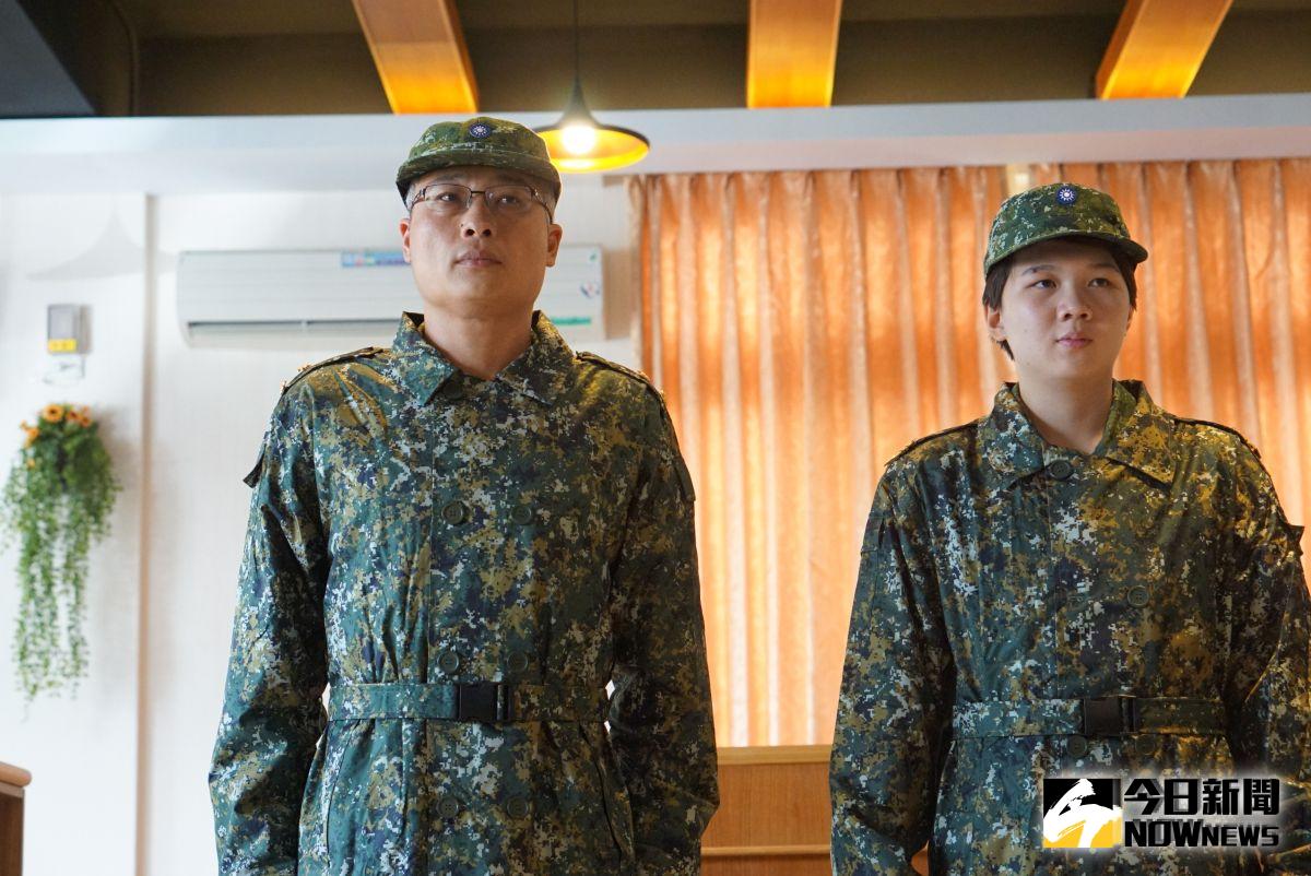 ▲國軍數位迷彩雨衣強調舒適與透氣。（圖／記者呂烱昌攝, 2019.8.26）