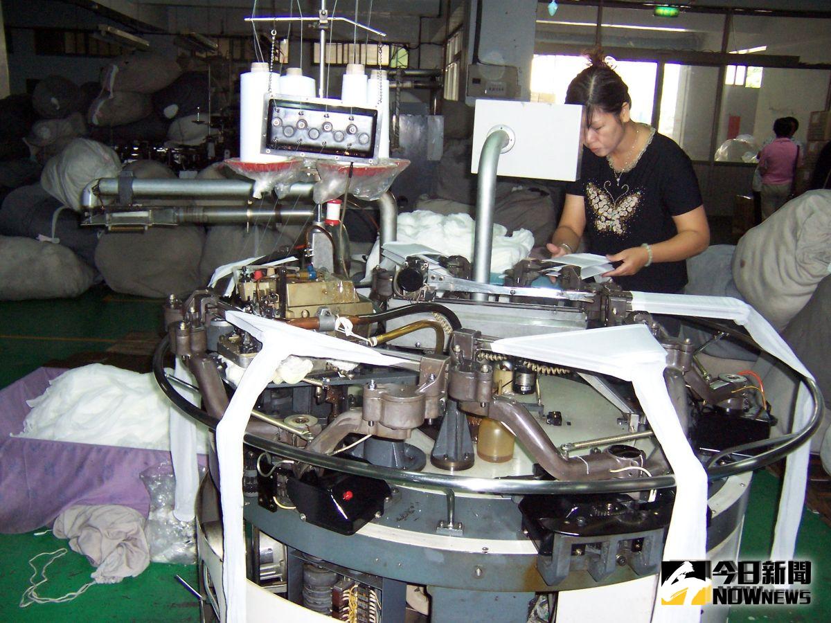 ▲社頭織襪業者對襪子技術、研究的品質都很好，大家都闖出一片天。（圖／記者陳雅芳攝，2019.08.27）