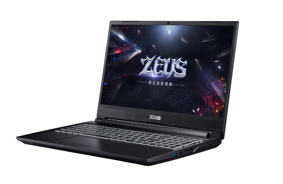 ▲捷元電腦最近推出了可以客製化選擇零組件的 ZEUS 15H 15.6吋電競筆電。（圖／捷元提供）