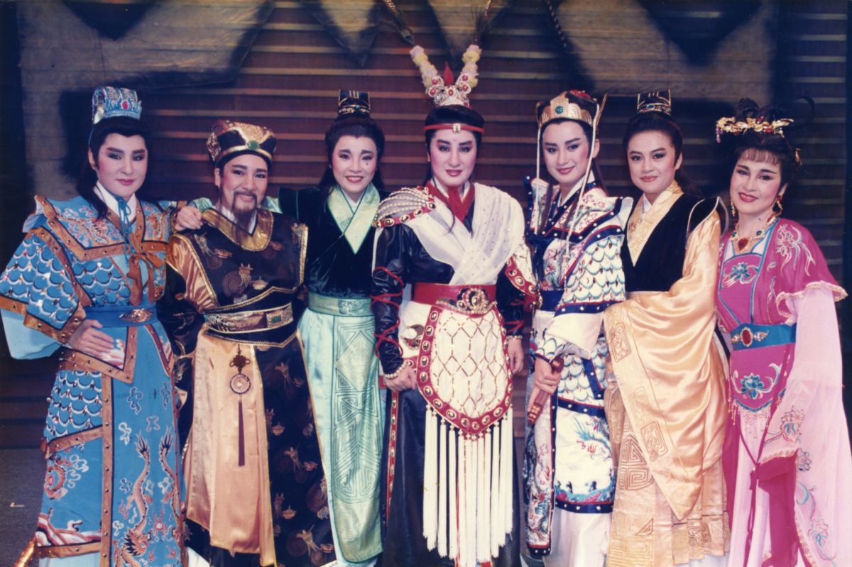 ▲ 楊麗花（中）演出《呂布與貂蟬》。（圖 / 麗生百合提供）