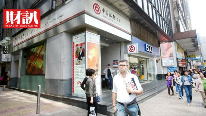 ▲香港發動反對《逃犯條例》抗爭越演越烈，萬一風吹草動，高達香港國內生產毛額900%、香港所有銀行3兆美元的總資產，一旦鬆動，勢必牽動千億美元資金的流動。（圖／財訊雙週刊提供）
