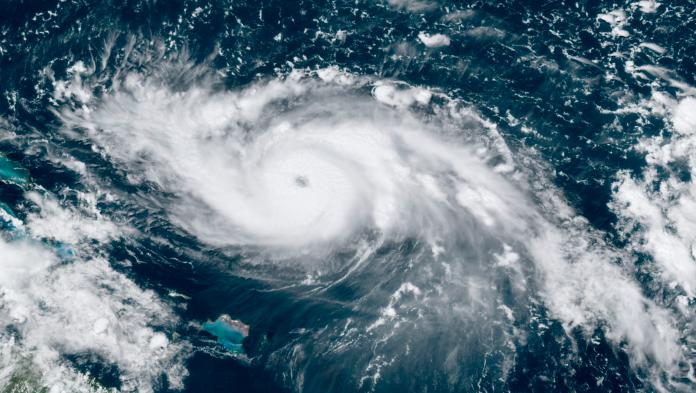 ▲颶風多利安即將襲擊美國佛羅里達州。（圖／美聯社／達志影像）