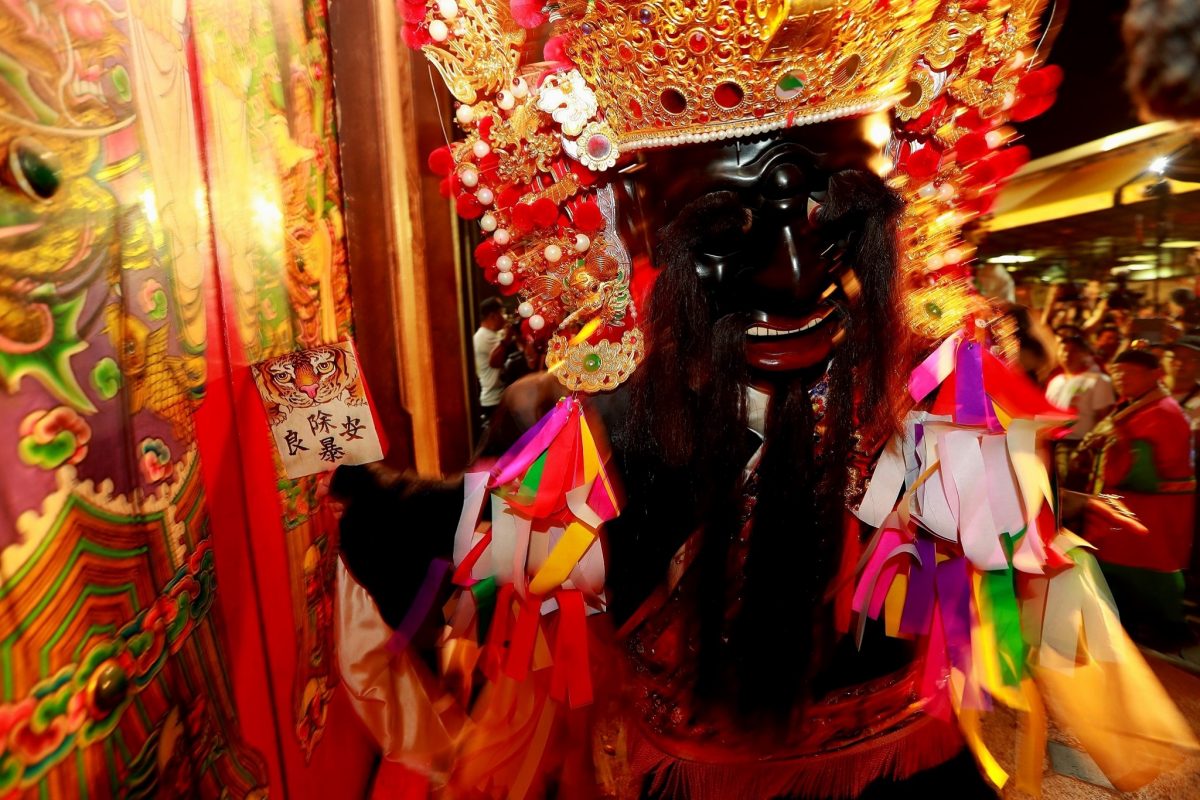八爺開鬼門儀式。（圖／新竹都城隍廟粉專）