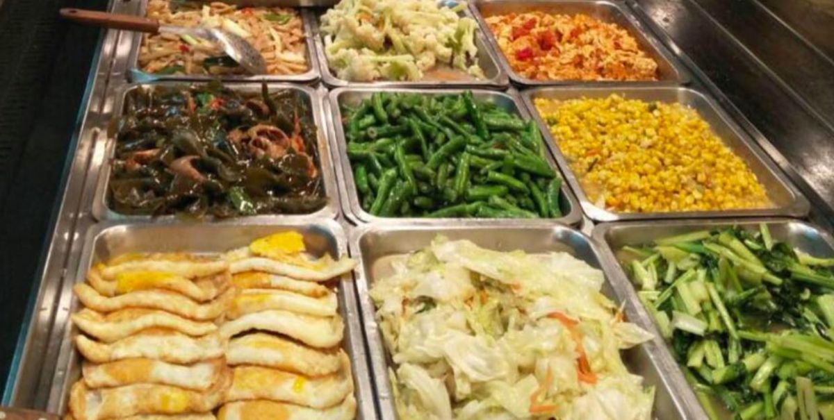 ▲許多人多愛吃自助餐，可以自挑菜色。（示意圖／翻攝 PTT ）