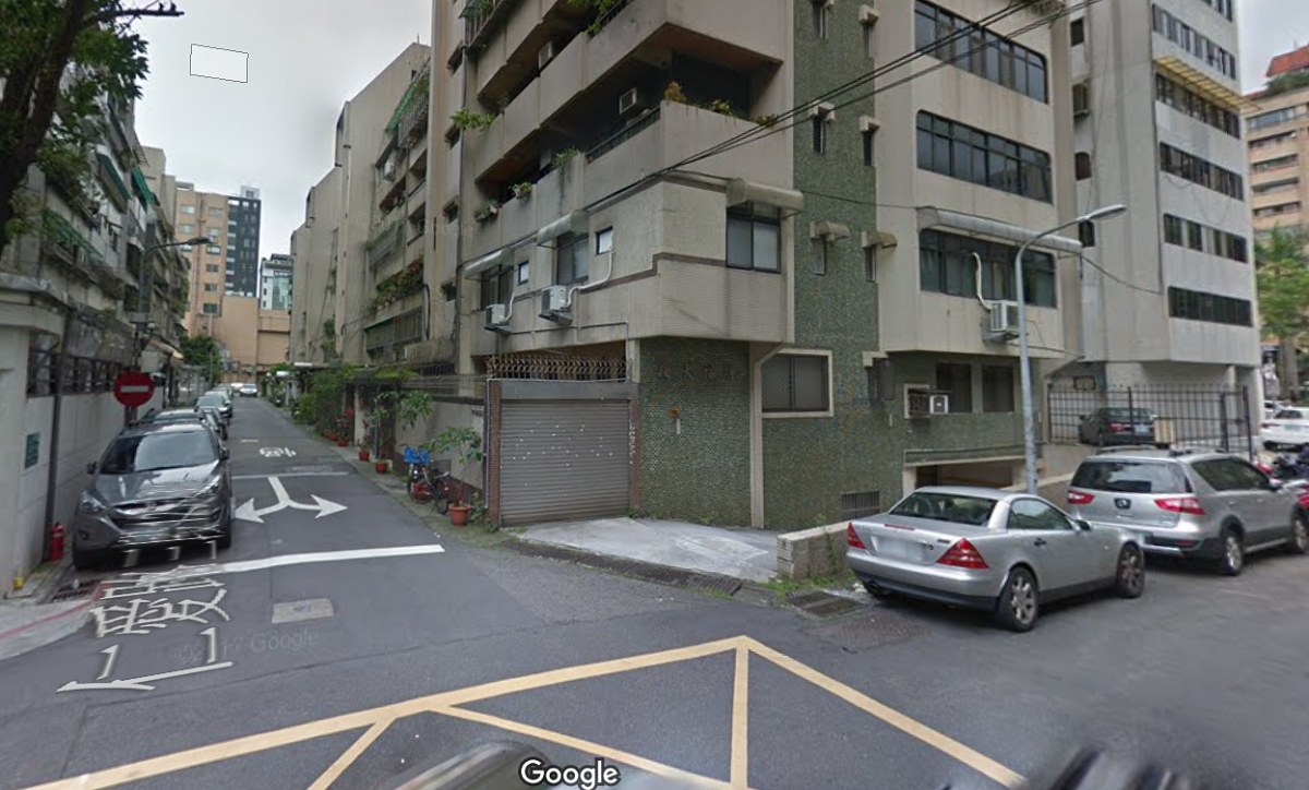 ▲為何台灣不規定有車位再買車？市民曝「 3 大施行困難點」。（圖／翻攝自googlemap）