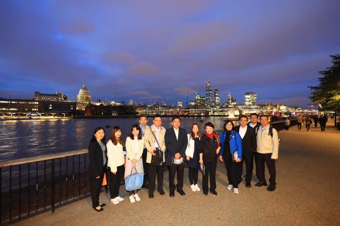 盧秀燕參訪泰晤士河畔節　汲取經驗發展台中河畔藝文
