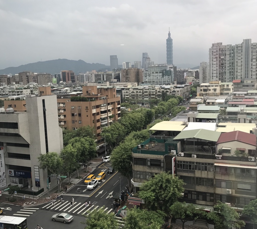 ▲根據金融聯徵中心統計數據，屋齡超過36年的住宅貸款數量此次於3年內新屋。（圖／信義房屋提供）