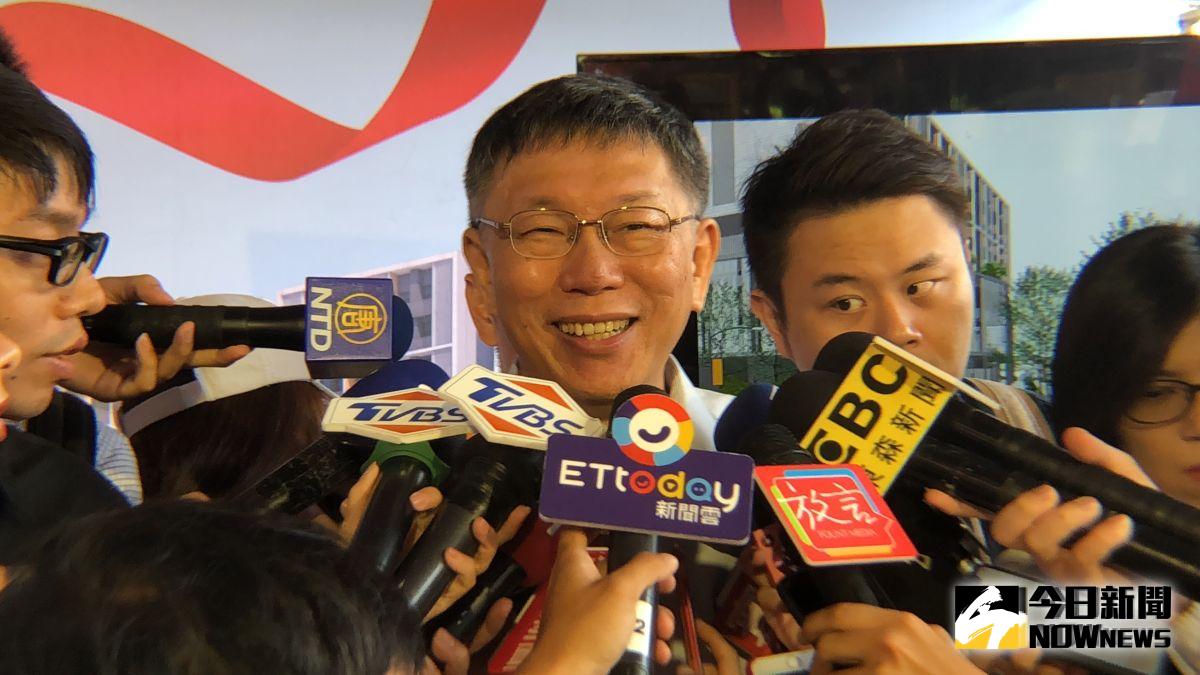 ▲台北市長柯文哲接受媒體訪問時表示，蔡英文是比較不會考試的韓國瑜，陳菊是比較肥的韓國瑜。（圖／NOWnews資料照片）