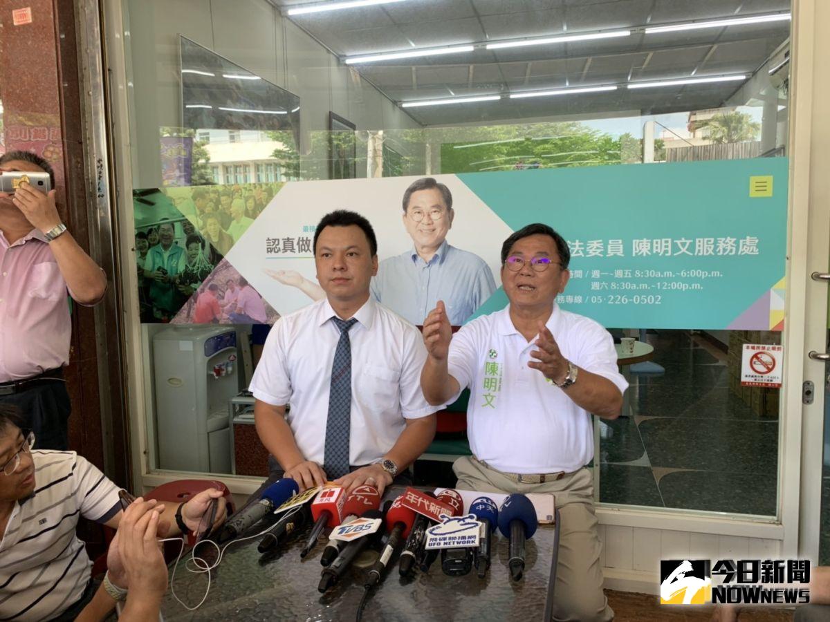 ▲陳明文面對媒體質疑錢到底從哪裡來？他回答「錢就是從銀行來的！」(圖/記者陳惲朋攝)