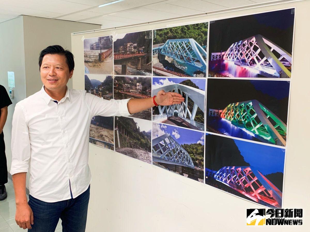 ▲新橋造型採原住民編織意象的鋼骨結構，橋面設置LED光雕、橋下有水霧表演。（圖／記者宋原彰攝，2019.09.05）