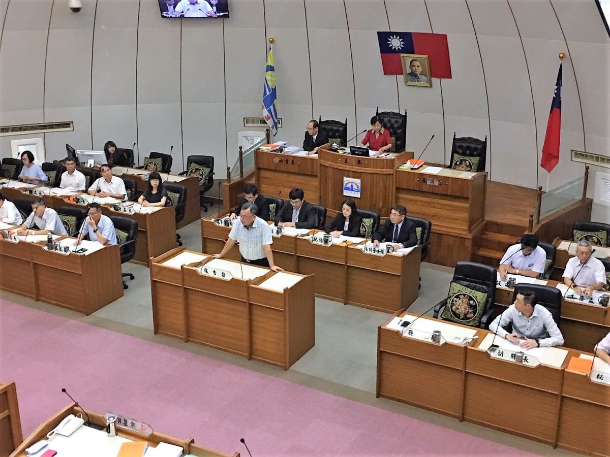 ▲針對「青灣仙人掌公園營運移轉案」遭法院強制執行扣押縣府3,797萬8,990元一事，賴峰偉決定將全案移送調查站究辦。（圖／澎縣府提供，2019.09.05）